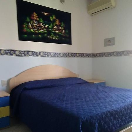 Al Centro Bed and Breakfast Fondi Buitenkant foto